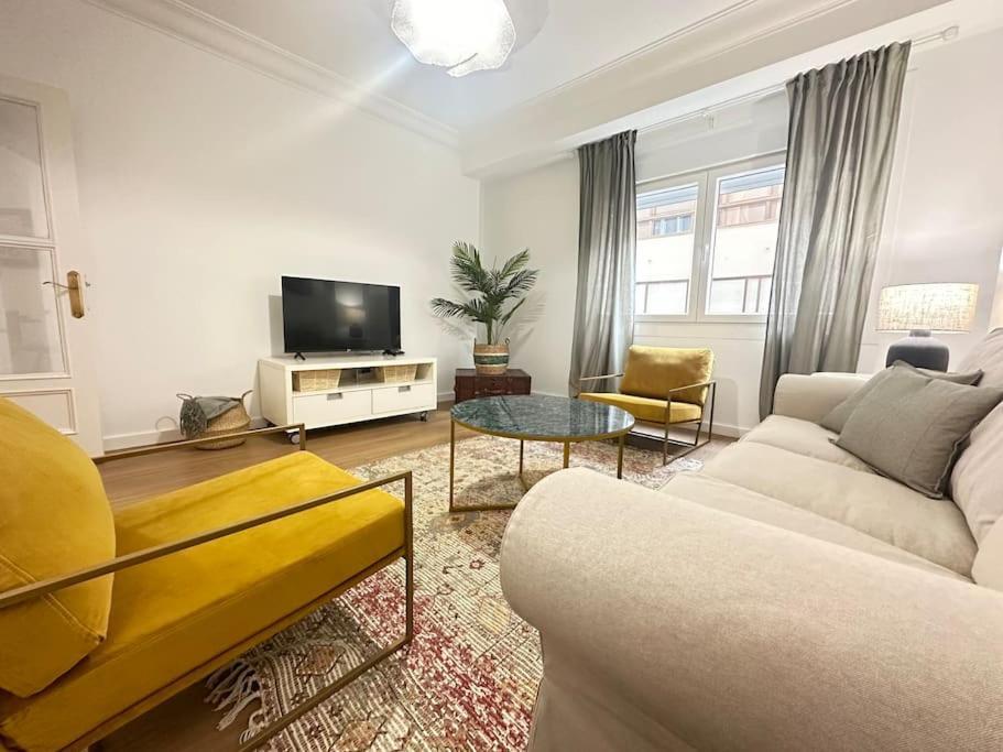 Apartamento Arte Y Nuevo En El Centro Vigo Exterior foto